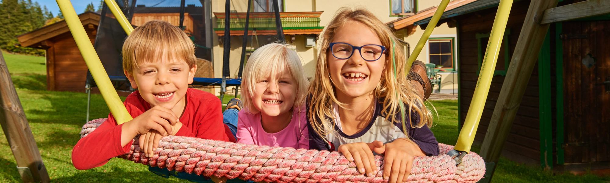 Familienurlaub im Landhaus Karlbauer mit tollem Spielplatz