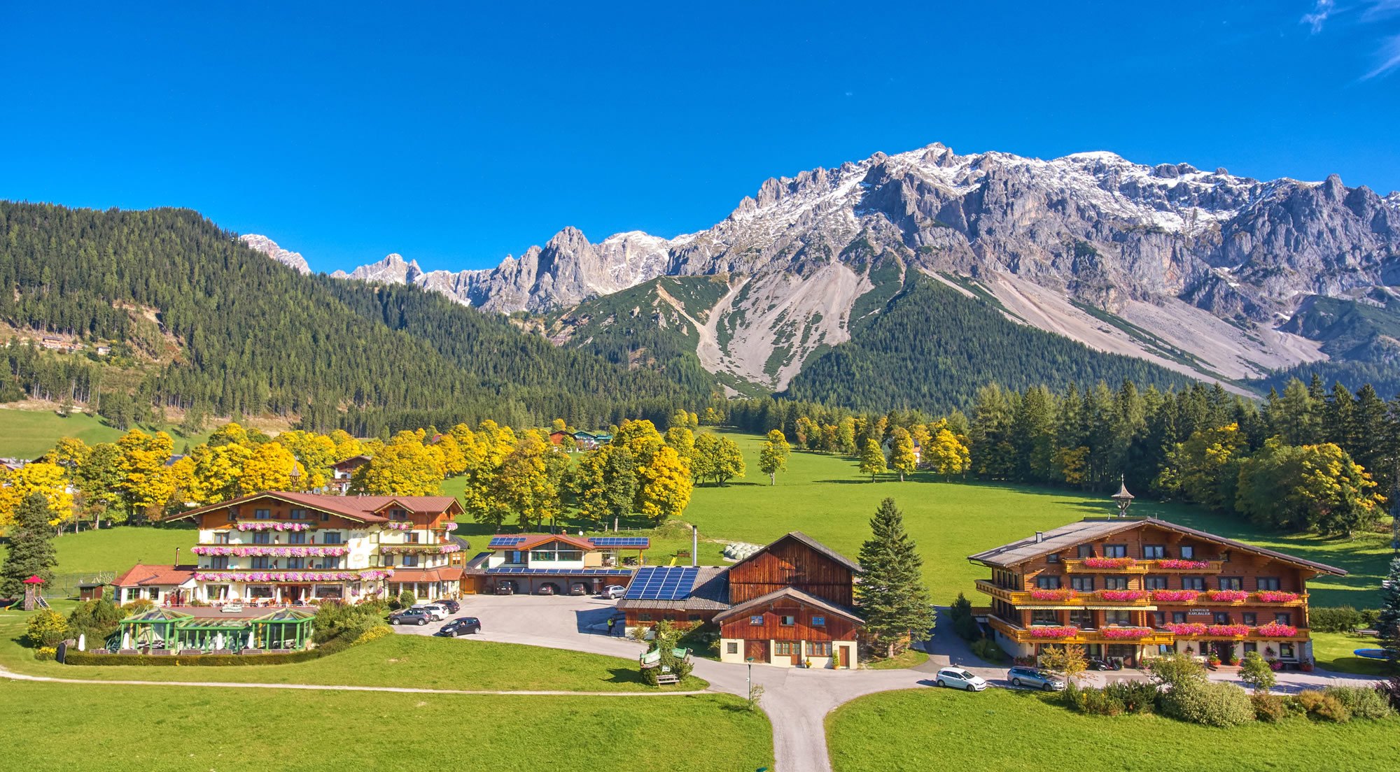 4 Sterne Hotel Pension Jagdhof und Landhaus Karlbauer in Ramsau am Dachstein - direkt am Lift und an der Langlaufloipe - Hotels mit Hallenbad